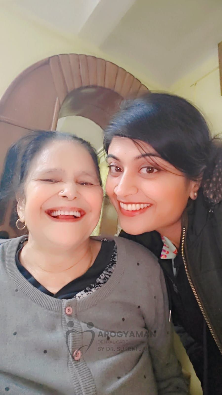 Dr. Surbhi Jain at her clinic with beautyful smile